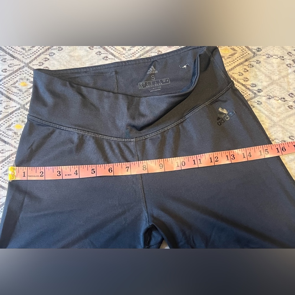 Adidas Work out leggings size Small
